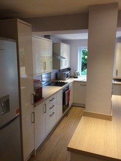 Kitchen with breakfast bar